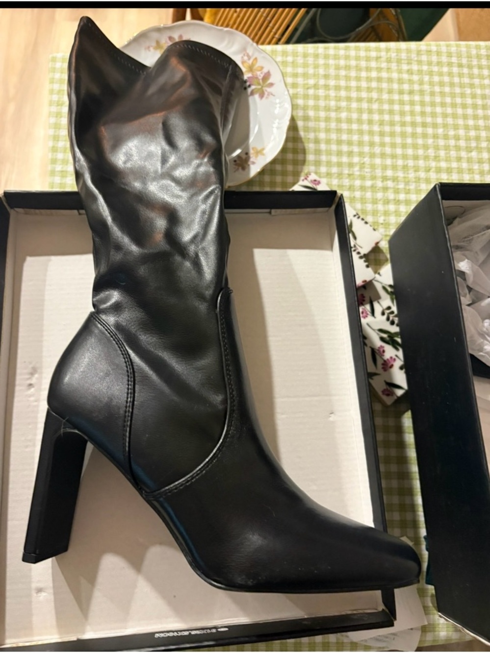 Lulu's Black Pointed Toe Mid-Calf Heeled Boots